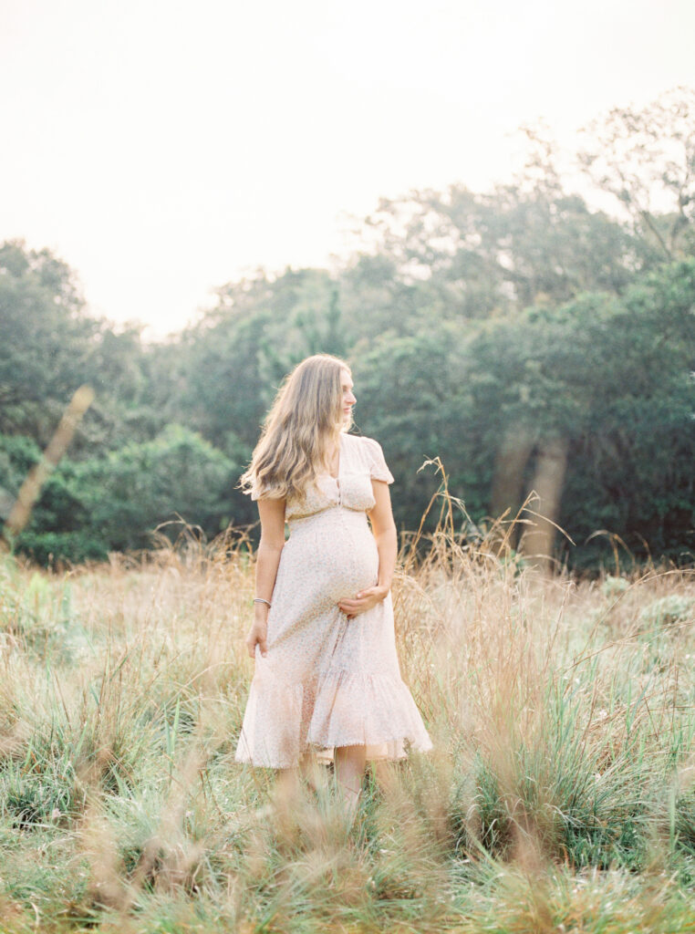 ethereal maternity portrait by Orlando maternity photographer