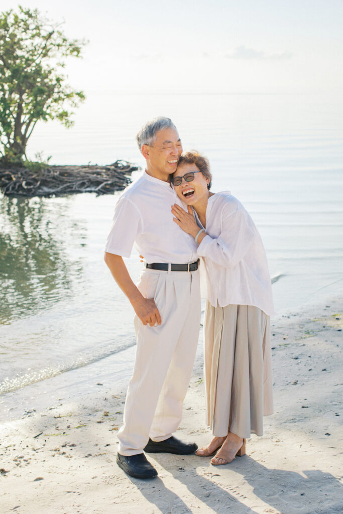 Candids from an extended family portrait session in central Florida.