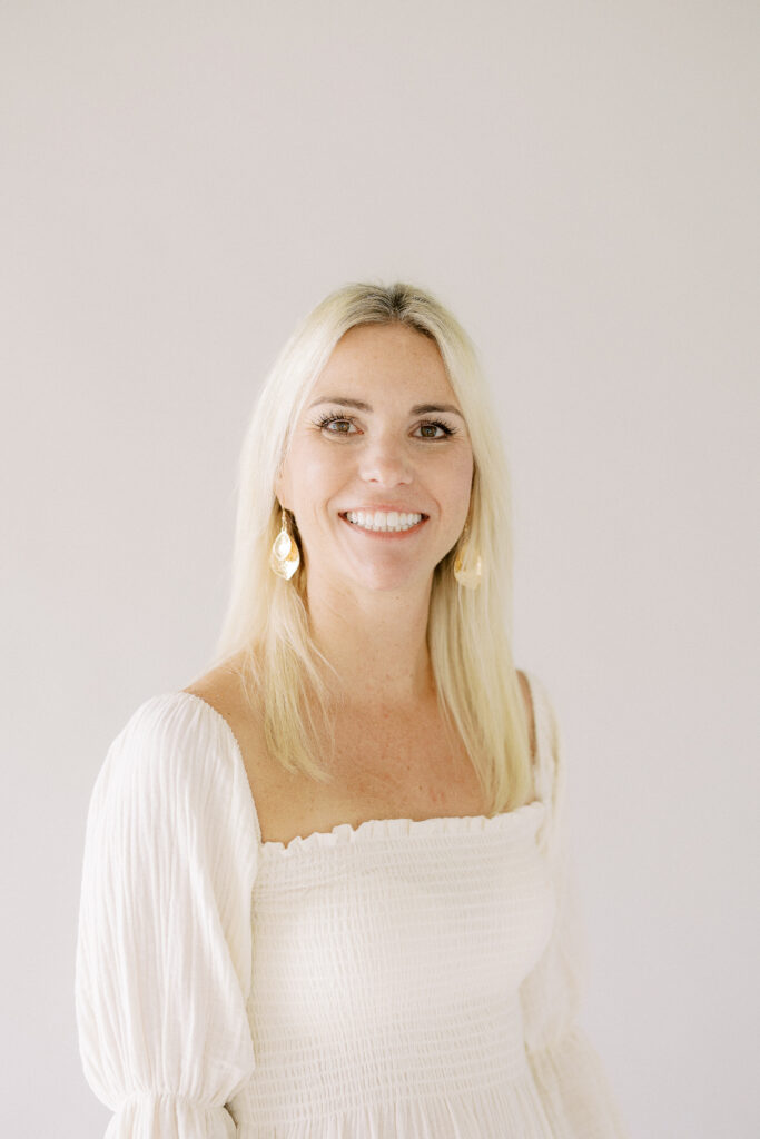 The girl behind the lens, an Orlando newborn photographer. 