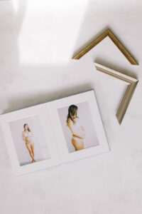Intimate maternity session preserved in a matted album by Orlando maternity photographer.