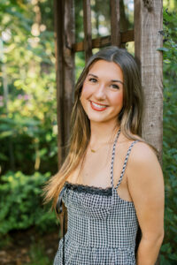 Orlando Senior Portrait Photographer captures seniors authentically.