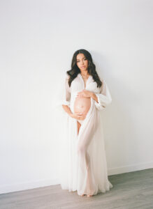 Beautiful and intimate light filled maternity session in Orlando