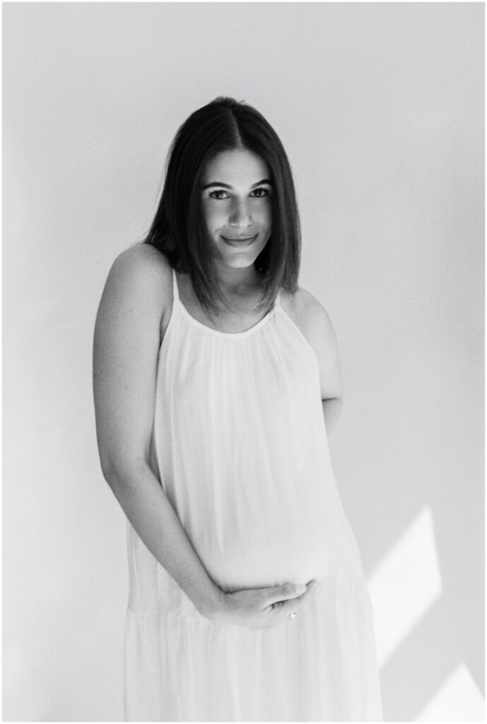 Beautiful studio maternity session in Orlando, FL.